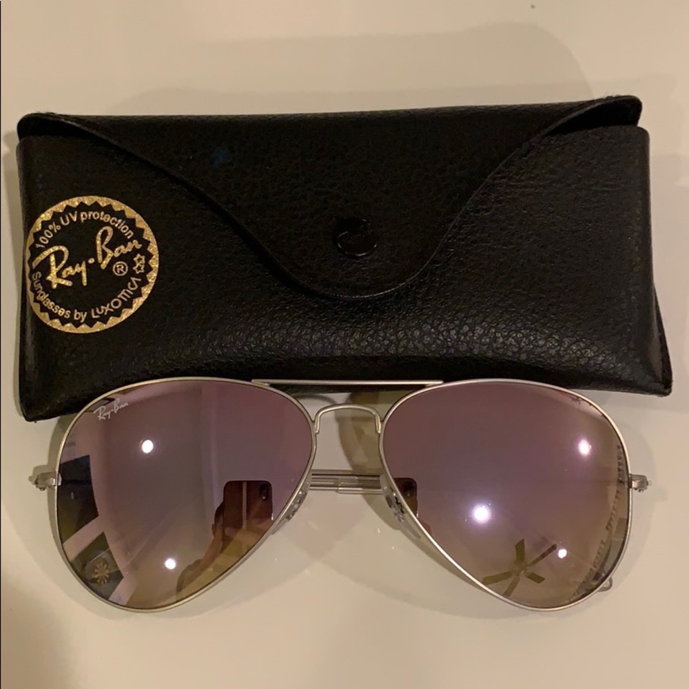 Ray•Ban aviators